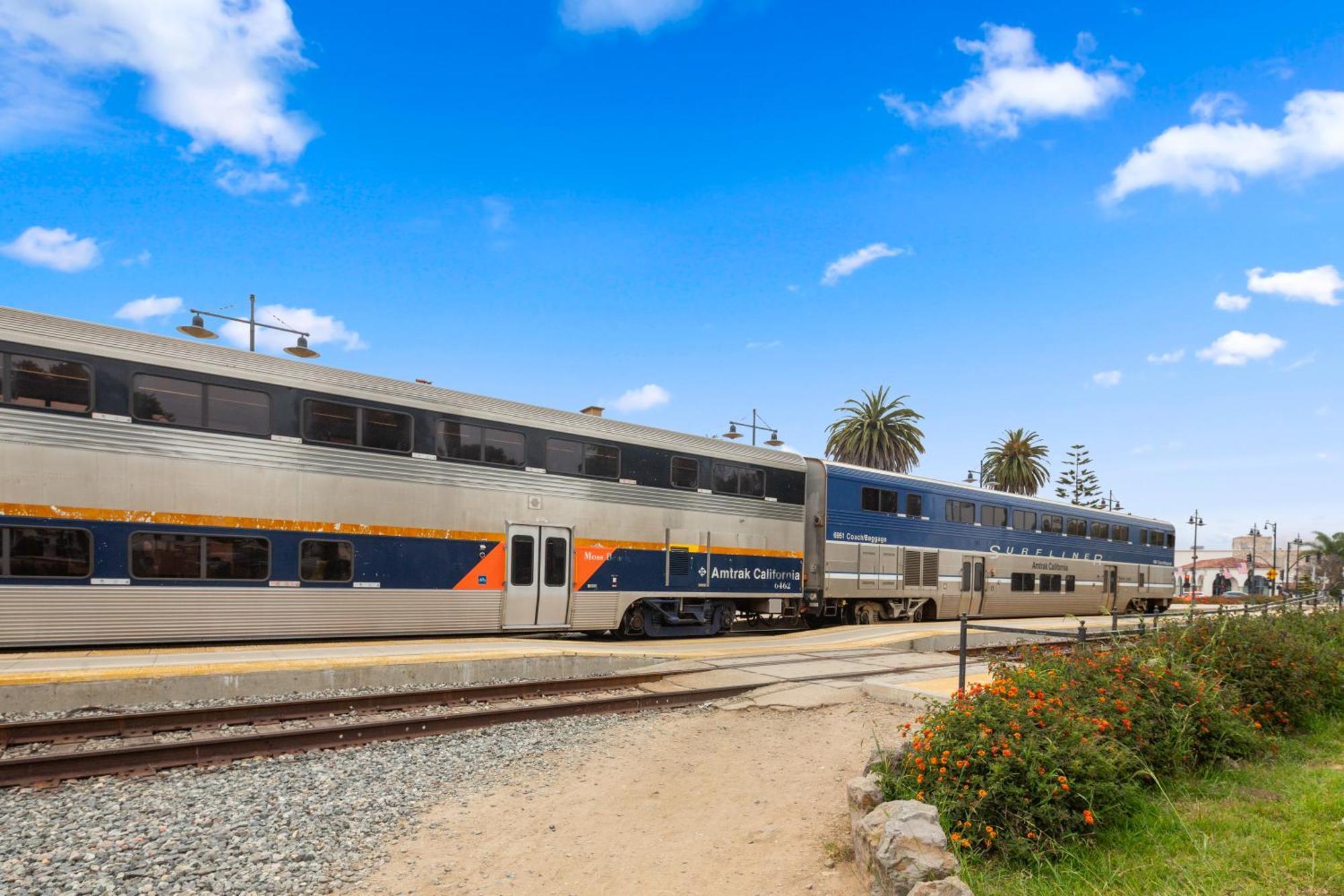 Ith Santa Barbara Beach Hostel Exterior photo